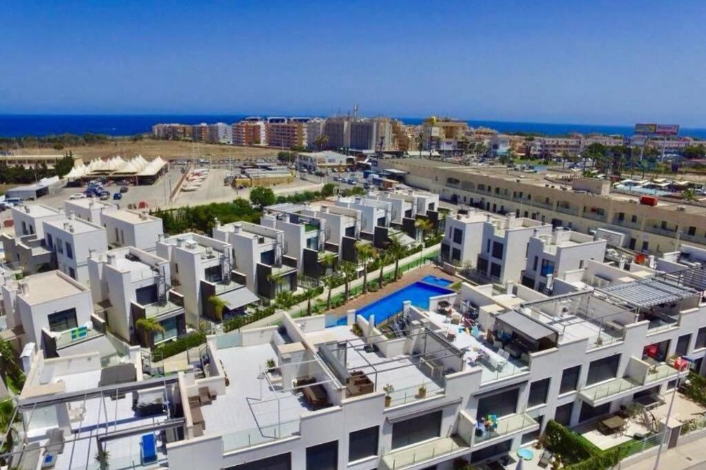 Fun Holiday Apartment Punta Prima Torrevieja Extérieur photo